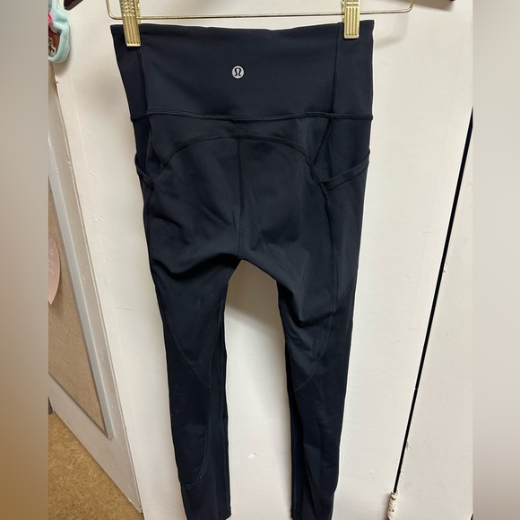 Lululemon Size 4 black leggings! - Picture 3 of 3